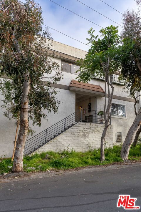Building Photo - 3900 Pacific Ave