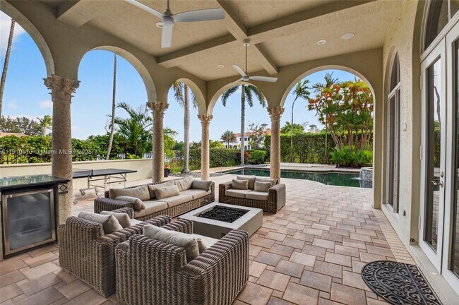 Building Photo - 9597 Bridgebrook Dr