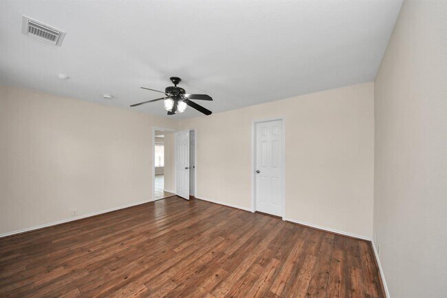 Building Photo - 2718 Swift Fox Corner