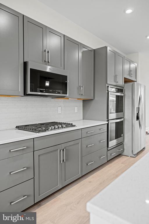 Building Photo - 1548 Meadowlark Glen Rd