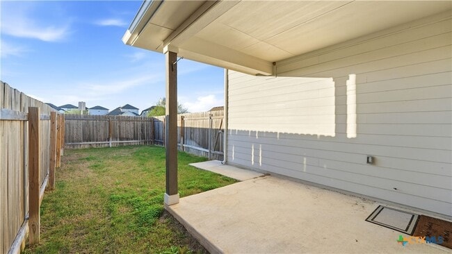 Building Photo - 324 Kenai Dr