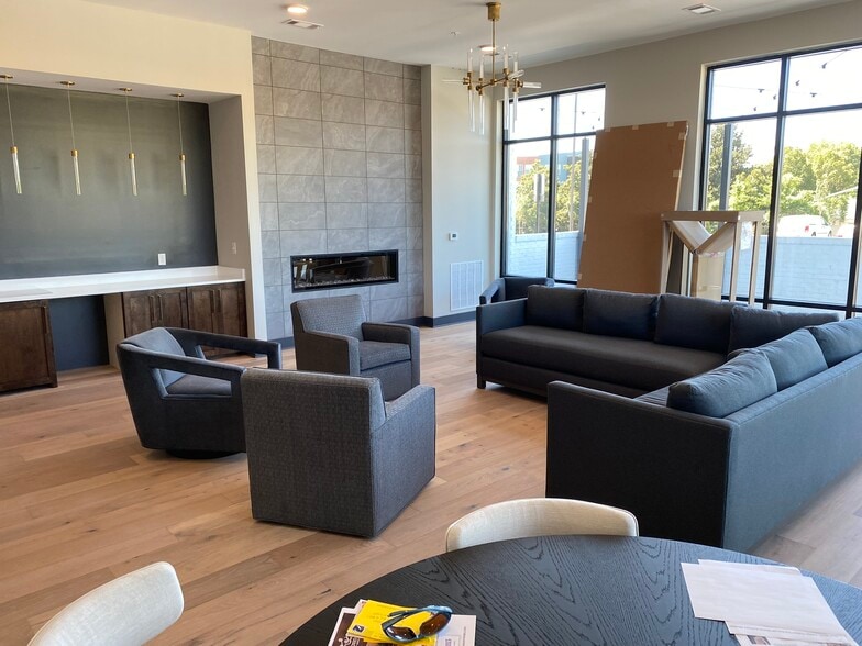 Building Photo - 1677 54th Ave N