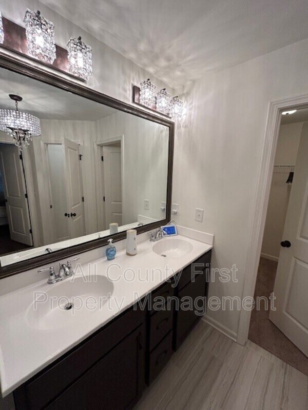 Building Photo - 2662 Stonekey Bend