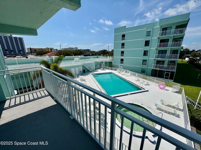 Building Photo - 1750 Commodore Blvd