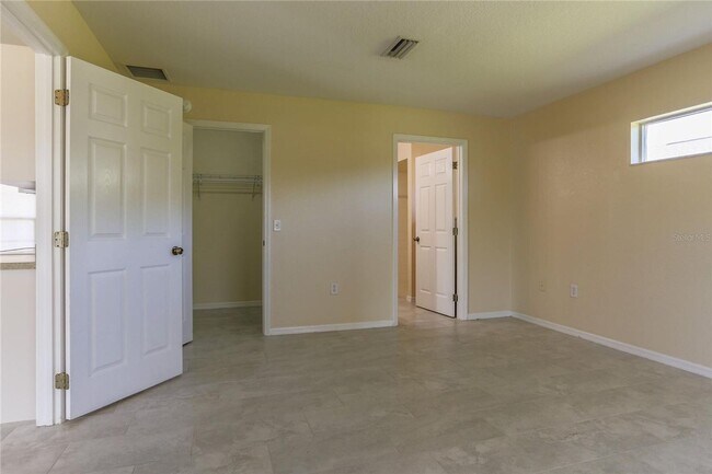 Building Photo - Beautiful 4 Bedroom In SW Ocala