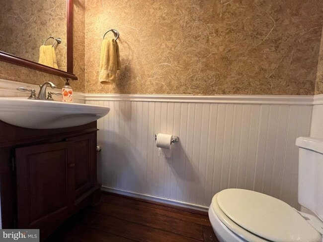 Building Photo - 5880 Whisper Way