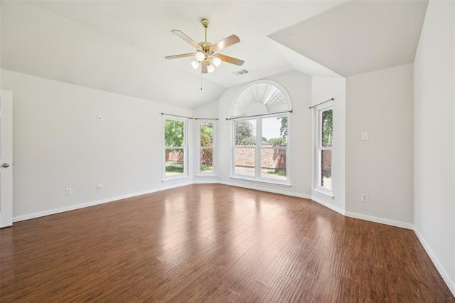 Building Photo - 7806 Albany Dr