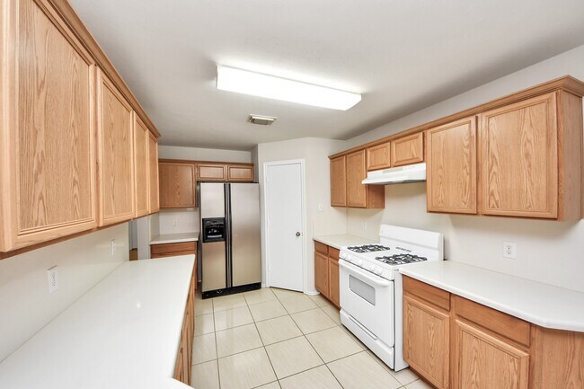 Building Photo - 12426 Magnolia Canyon