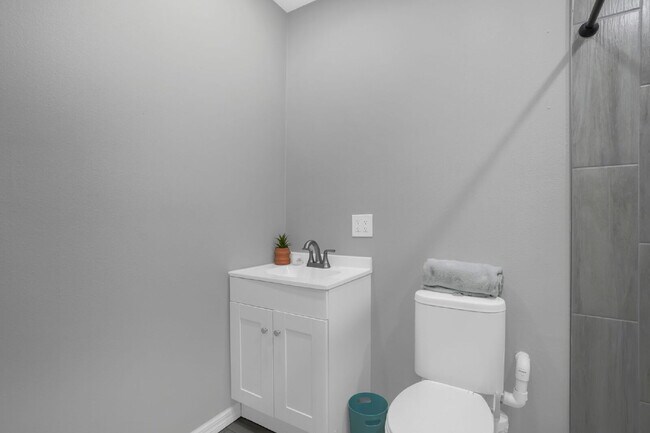 Building Photo - 2620 Willow Glen Cir