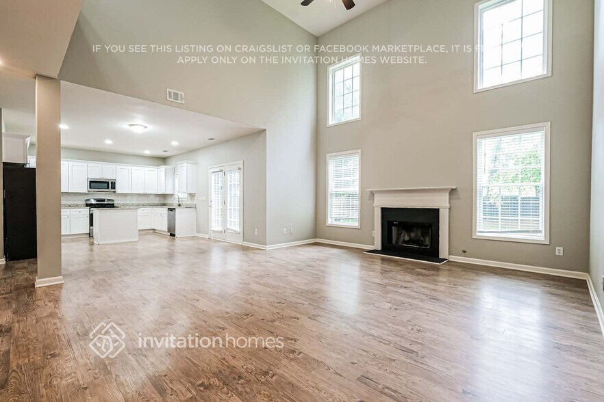 Building Photo - 1593 Broomfield Way