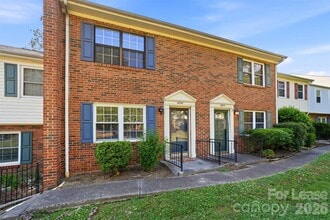 Building Photo - 8846 Hunter Ridge Dr