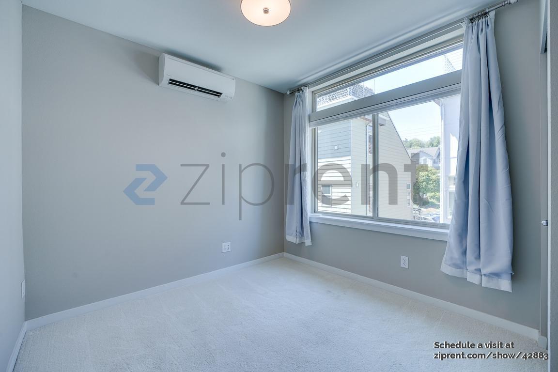 Building Photo - 3835 Gilman Ave W