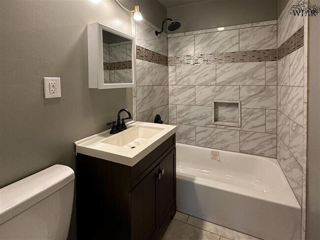 Building Photo - 1033 Westerly Pl