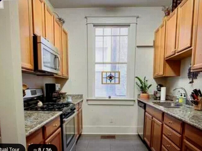 Building Photo - 7816 Saint Charles Ave
