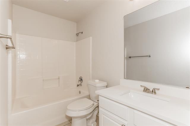 Building Photo - 213 Prairie Gulch Dr