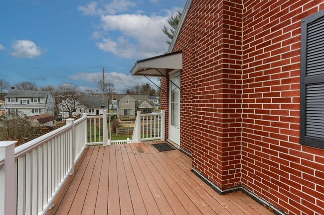 Building Photo - 51 Wharton Ave