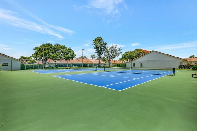 Building Photo - 21650 Coronado Ave