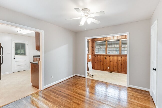 Building Photo - 5506 Bon Air Cir