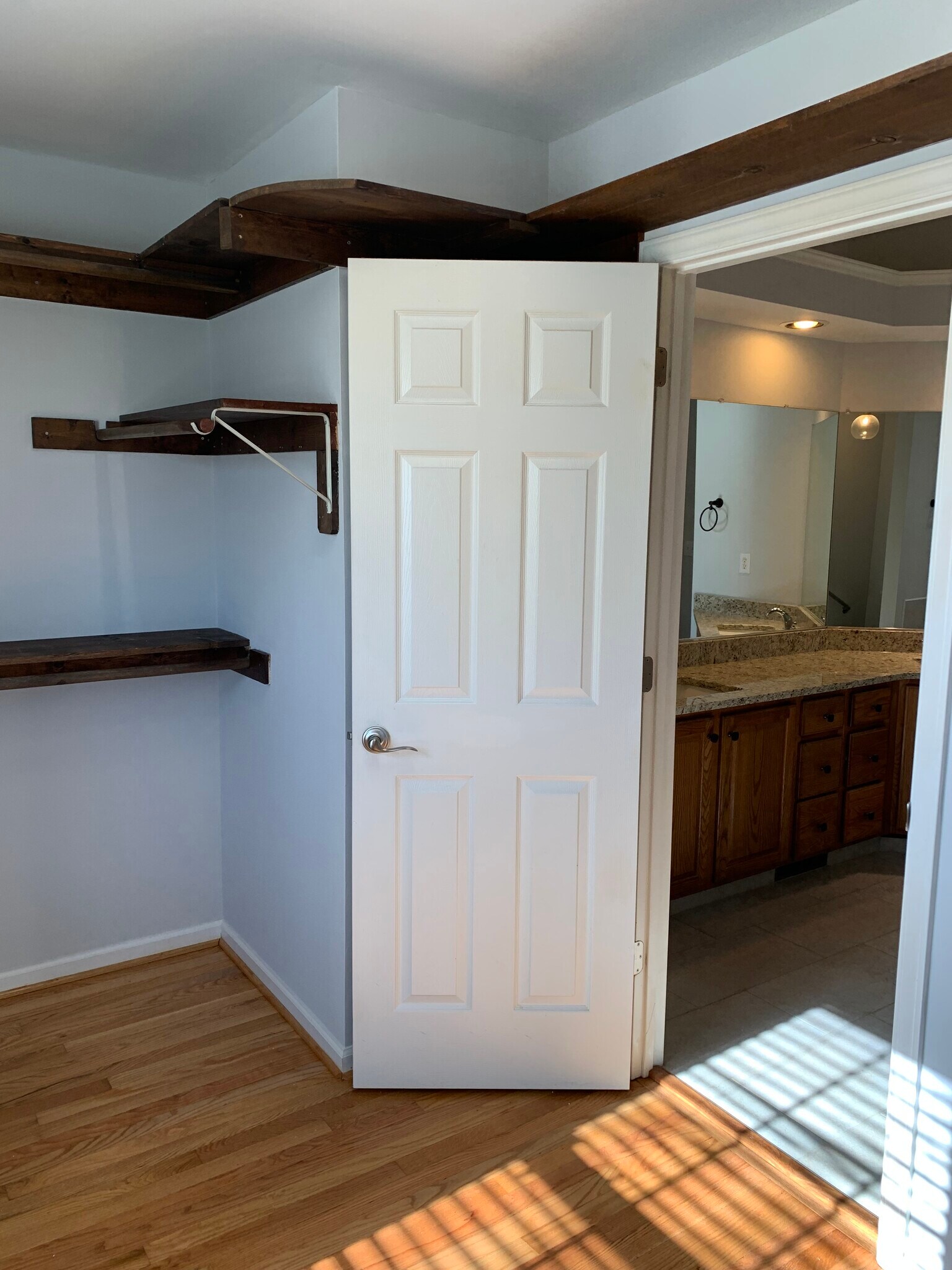 Building Photo - 5506 Phillipsburg Dr