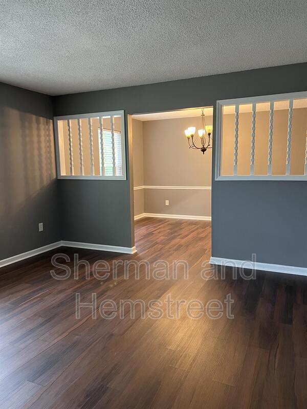 Building Photo - 2714 Fair Oak Ct