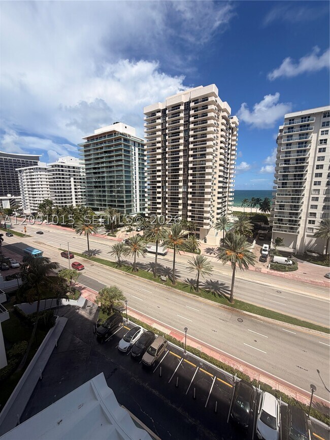 Building Photo - 5700 Collins Ave