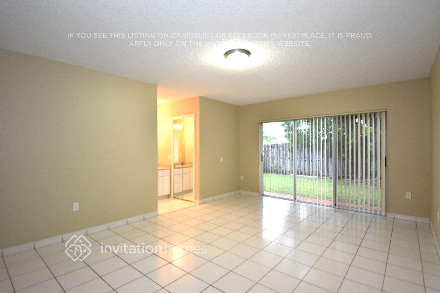 Building Photo - 1276 SW 143rd Pl