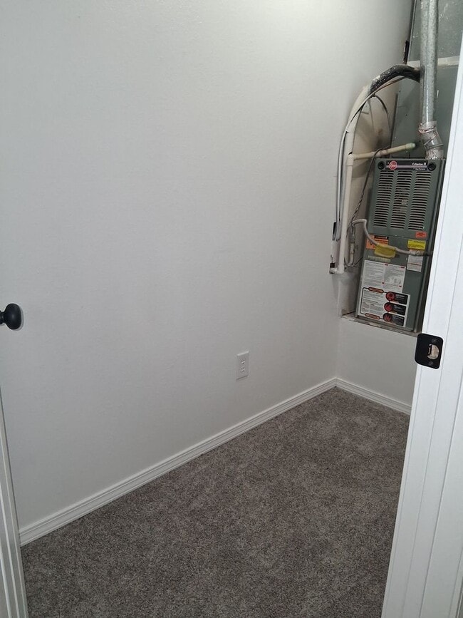 Building Photo - 3306 SW Landau Ct