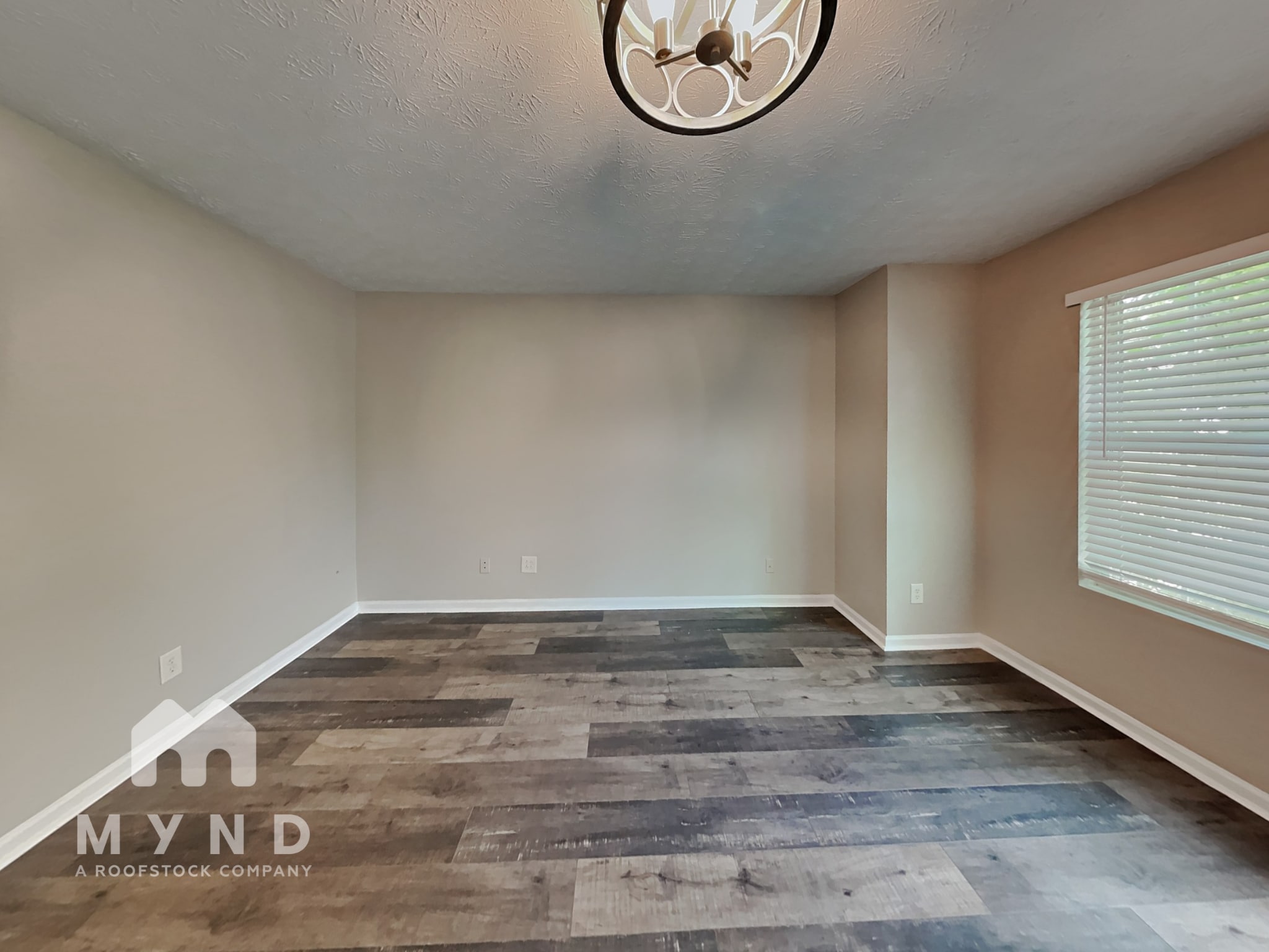 Building Photo - 5618 Union Pointe Dr