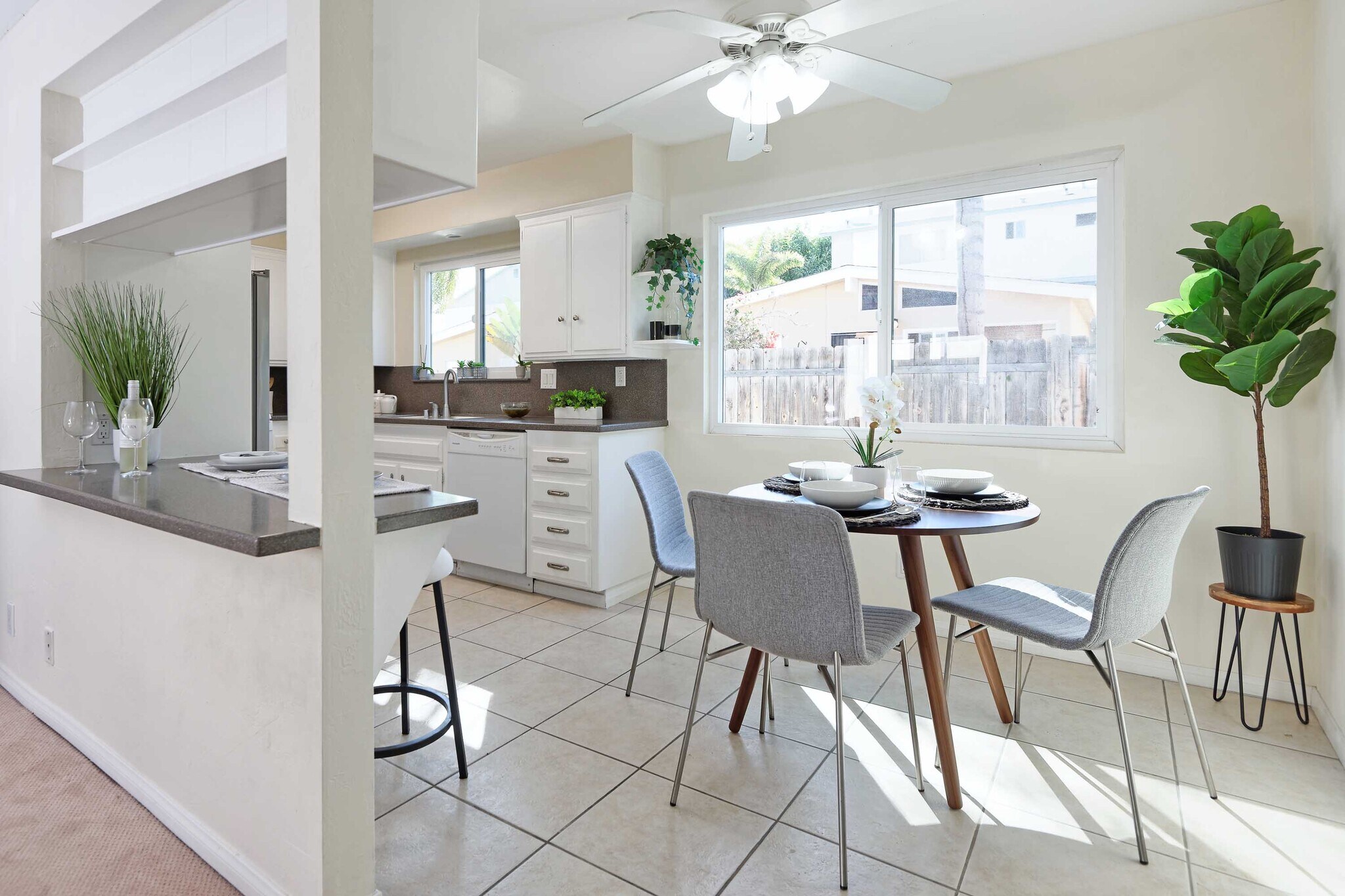 Building Photo - 2002 Missouri St