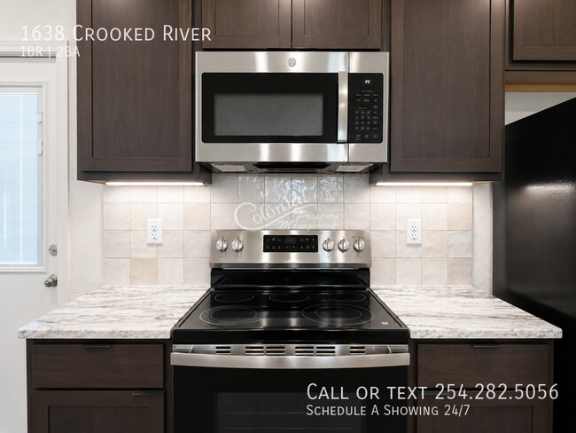 Building Photo - 1638 Crooked River