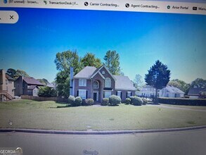 Building Photo - 2880 Autumn Lake Ln