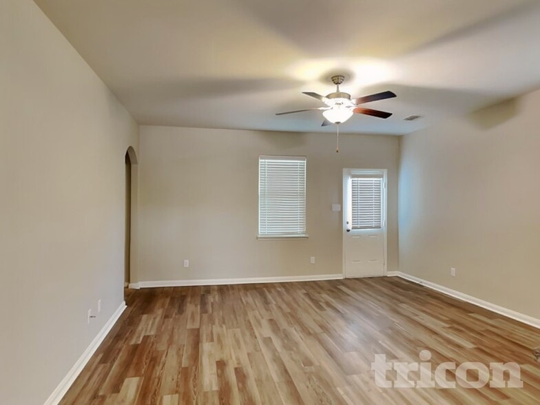 Building Photo - 14205 Open Range Dr