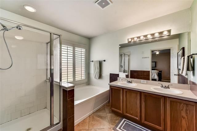 Building Photo - 1206 Periwinkle Dr