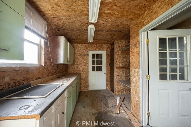 Building Photo - "Charming 3-Bedroom Haven in Mooresville –...