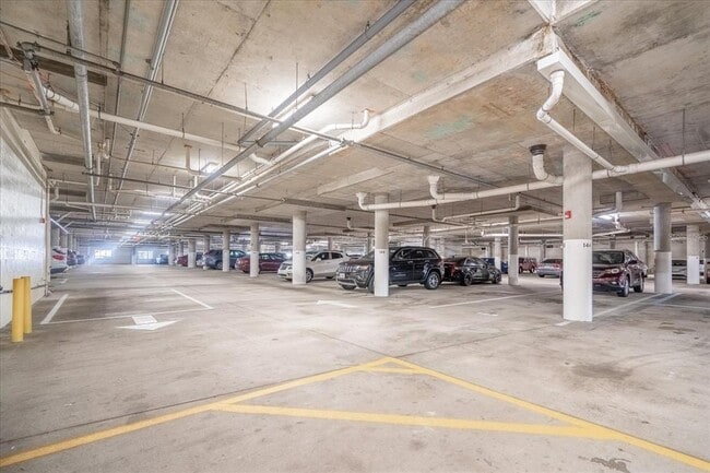 Building Photo - 200 4th Ave S