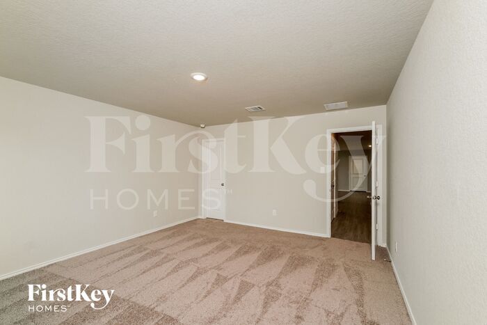 Building Photo - 755 Ambush Ridge