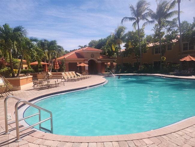 Building Photo - 4915 Tradewinds Ter