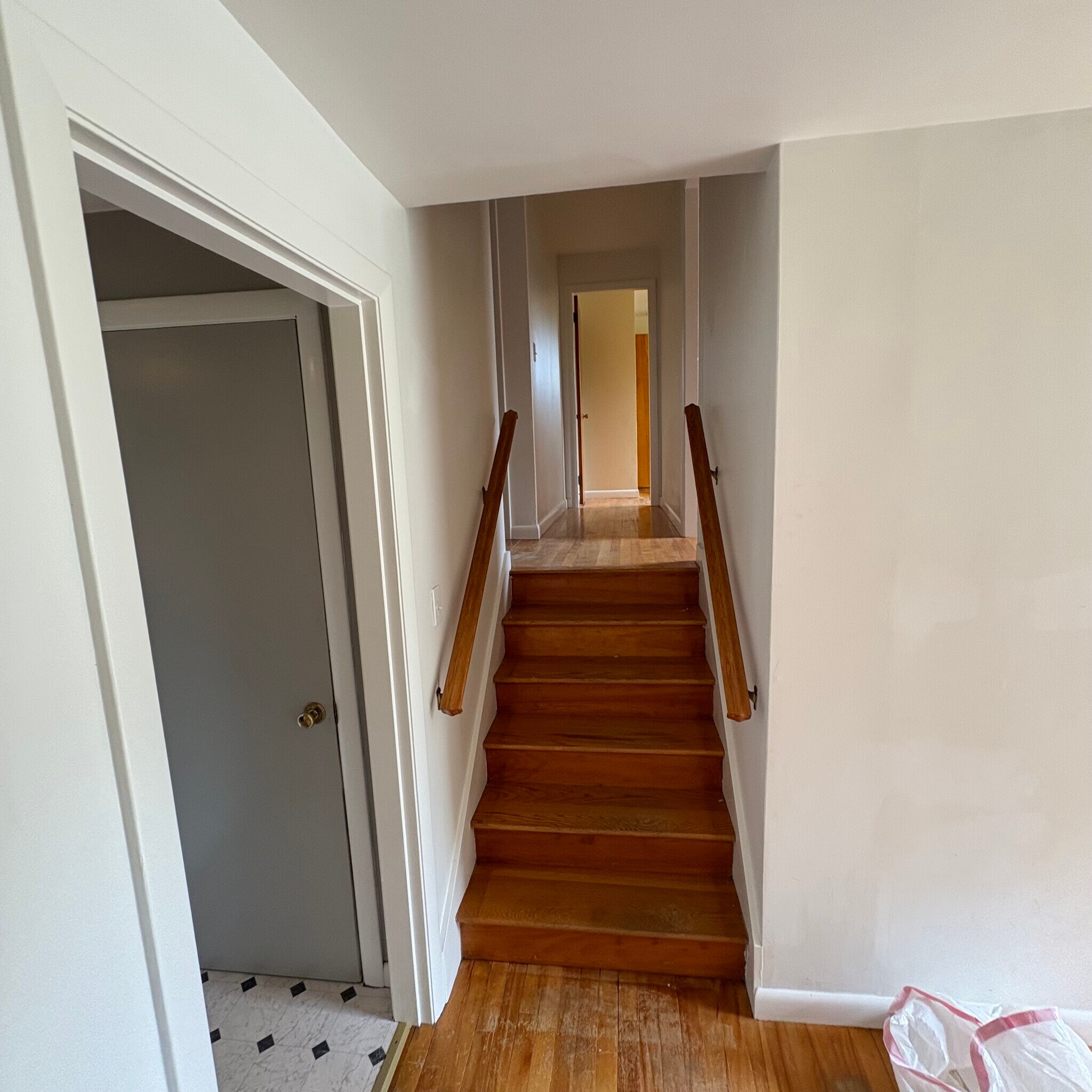 Building Photo - 15 Acer Heights Rd