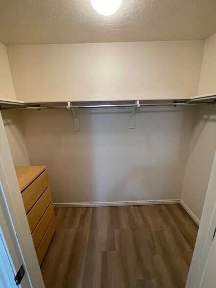 Master Walk-in Closet - 1969 N Canyon Rd