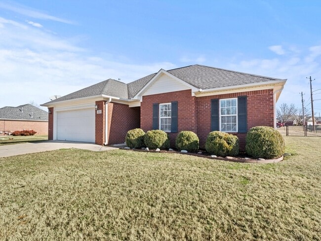 Building Photo - 213 Steppe Ct