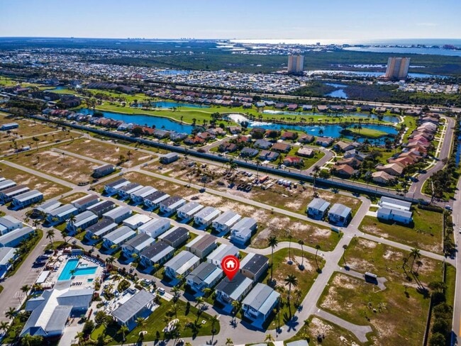 Building Photo - 12581 Coconut Dr