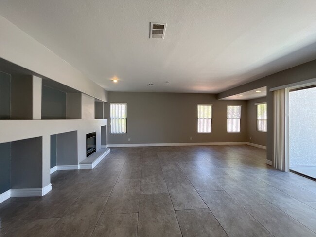 Building Photo - Stunning 2 story, 5-bedroom home in Rhodes Ranch