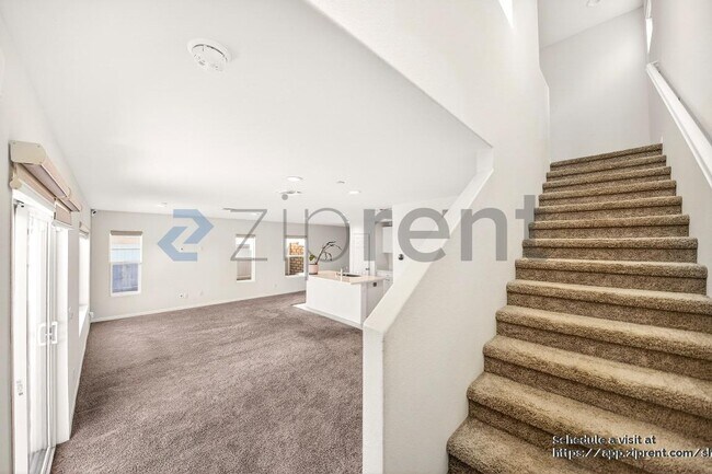 Building Photo - 7651 Heathblossom St