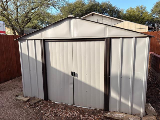 Building Photo - 937 Harvest Glen Dr