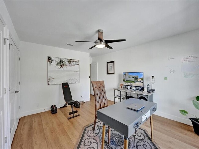 Building Photo - 4300 S Ocean Blvd