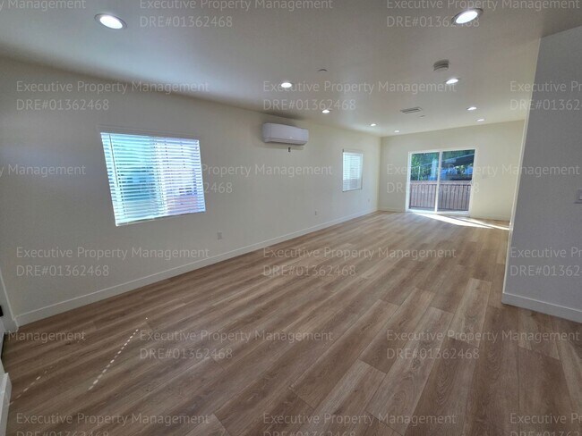 Building Photo - Newly constructed 3 bedroom/ 2 bathroom **...