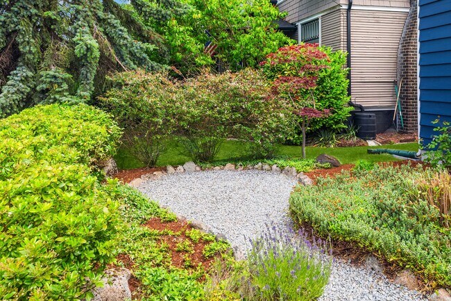 Building Photo - Stylish Queen Anne Bungalow with Vibrant Curb Appeal