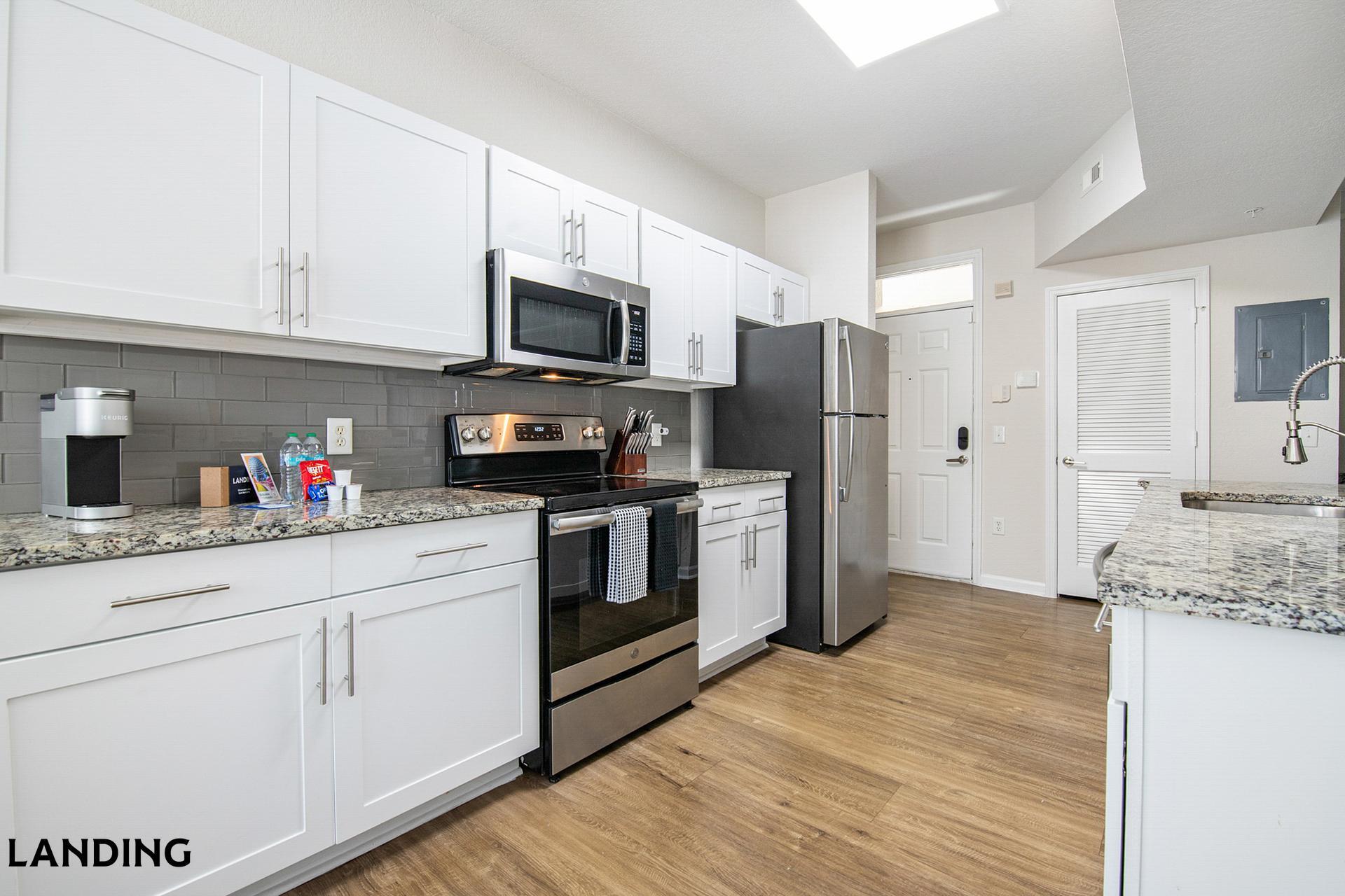 Building Photo - 2801 Biltmore Park Dr