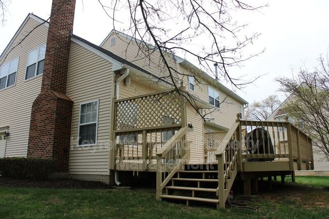 Building Photo - 1614 Albert Dr