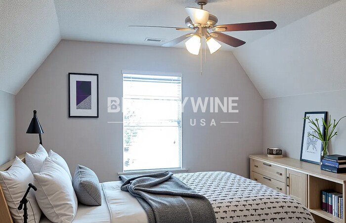 Building Photo - 9876 Brimfield Dr